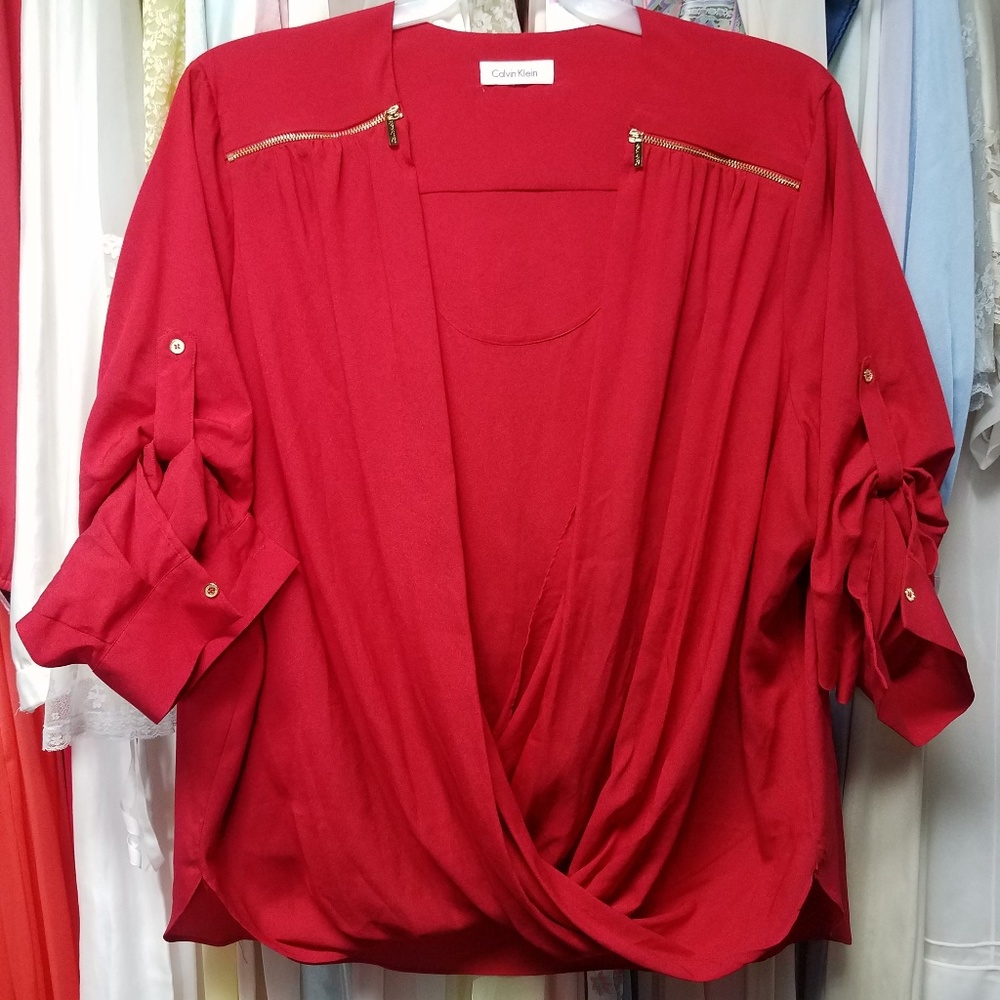 NWOT Red Calvin Klein top blouse gold zippers plus